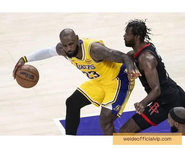 詹姆斯再创历史纪录带领湖人逆袭勇士，NBA季后赛激战升级