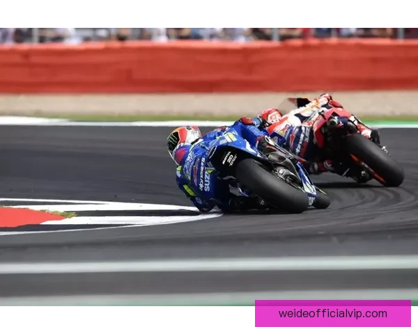 马尔科西夺冠引发争议MotoGP赛季激烈对决持续升温